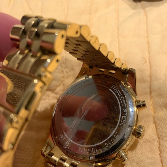 Michael Kors watches - Picture 2 of 7